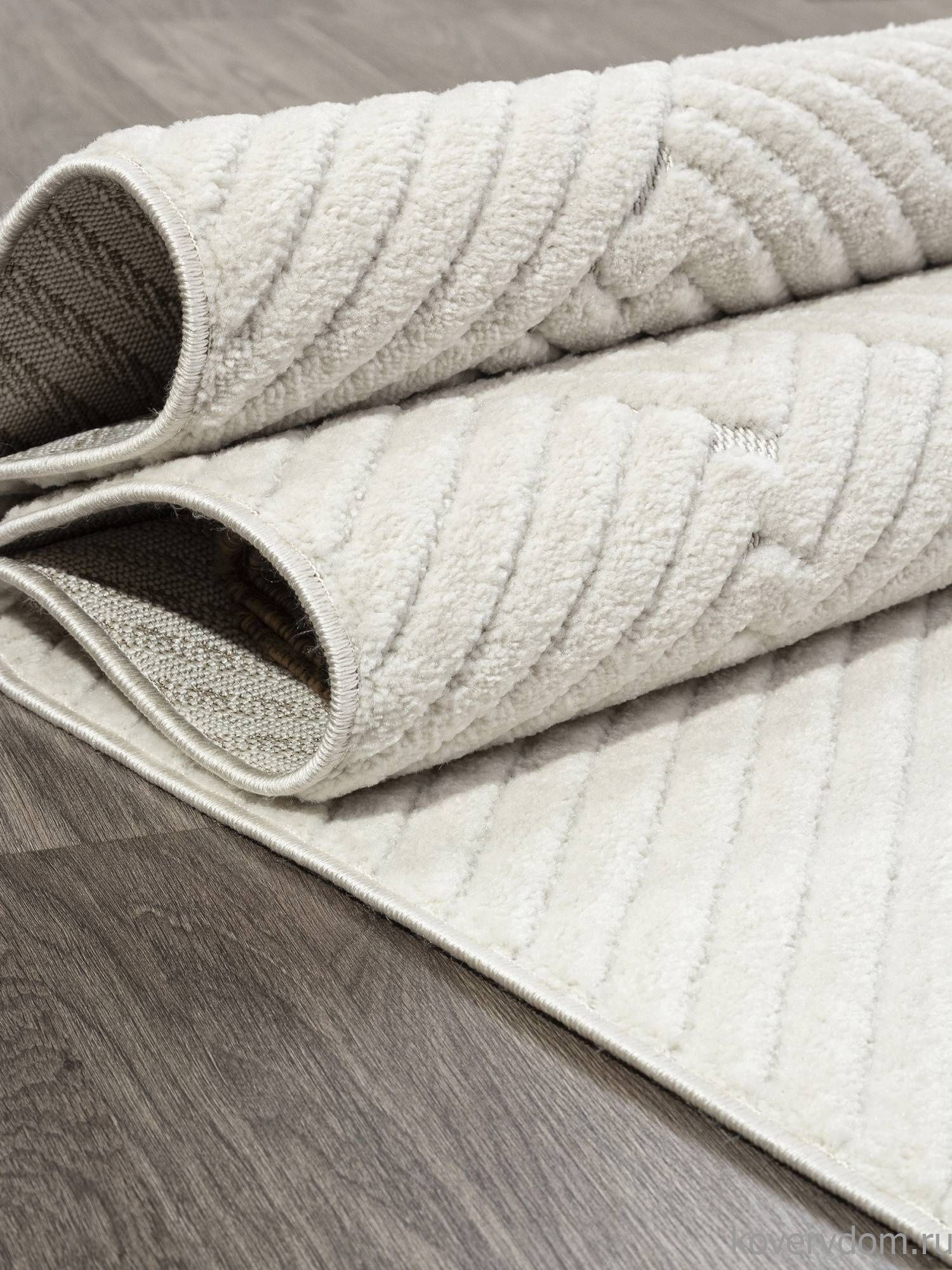 Ковер JUNO E857AW CREAM / CREAM