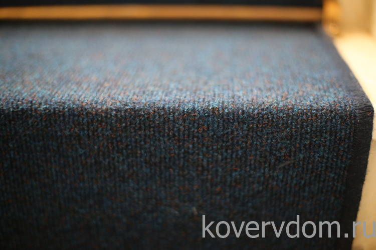 Ковровая дорожка на лестницу однотонная для офиса на резиновой основе PP 806