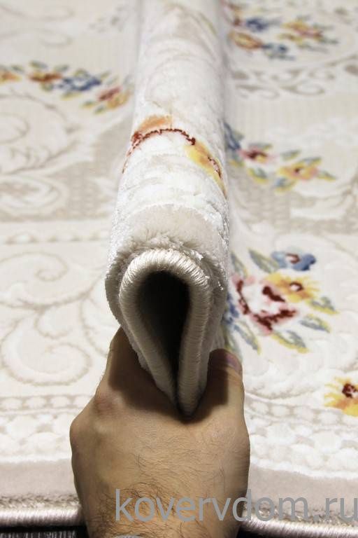 Ковер TRUVA D5757A BEIGE / BEIGE Ковер TRUVA D5757A BEIGE / BEIGE