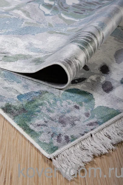 Ковер из вискозы и хлопка с цветами ROYAL PALACE 2020 R 17006 6767 Ковер из вискозы и хлопка с цветами ROYAL PALACE 2020 R 17006 6767